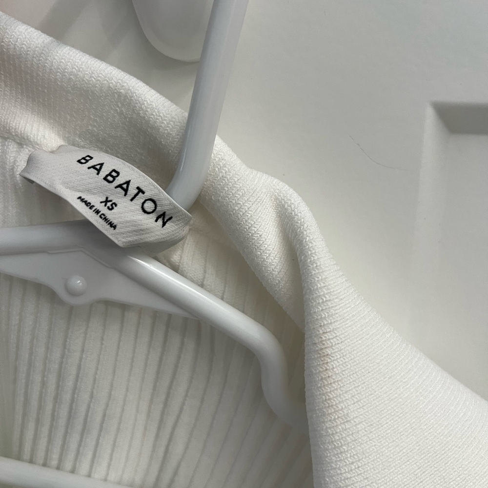 Aritzia Babaton White Ribbed Collared Top - Picture 2 of 2